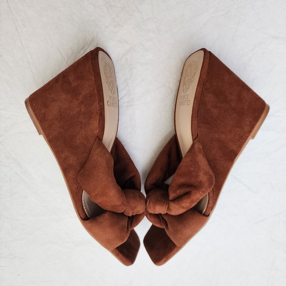 Vince Camuto Rennaya Wedge Sandal for Womens in Warm Caramel/Brown Size 8 - Picture 5 of 10